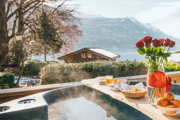 Brienz hotels with lake view